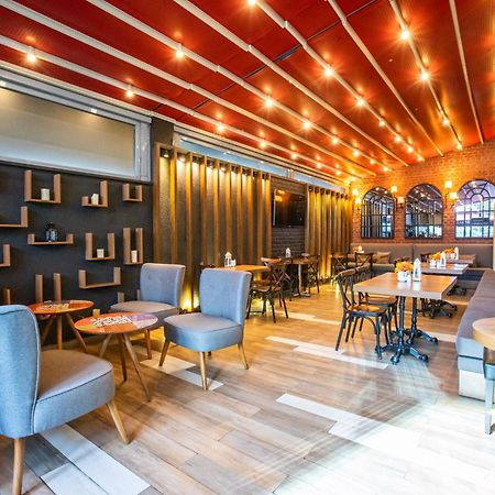 Ramada Encore Istanbul Kartal Екстер'єр фото