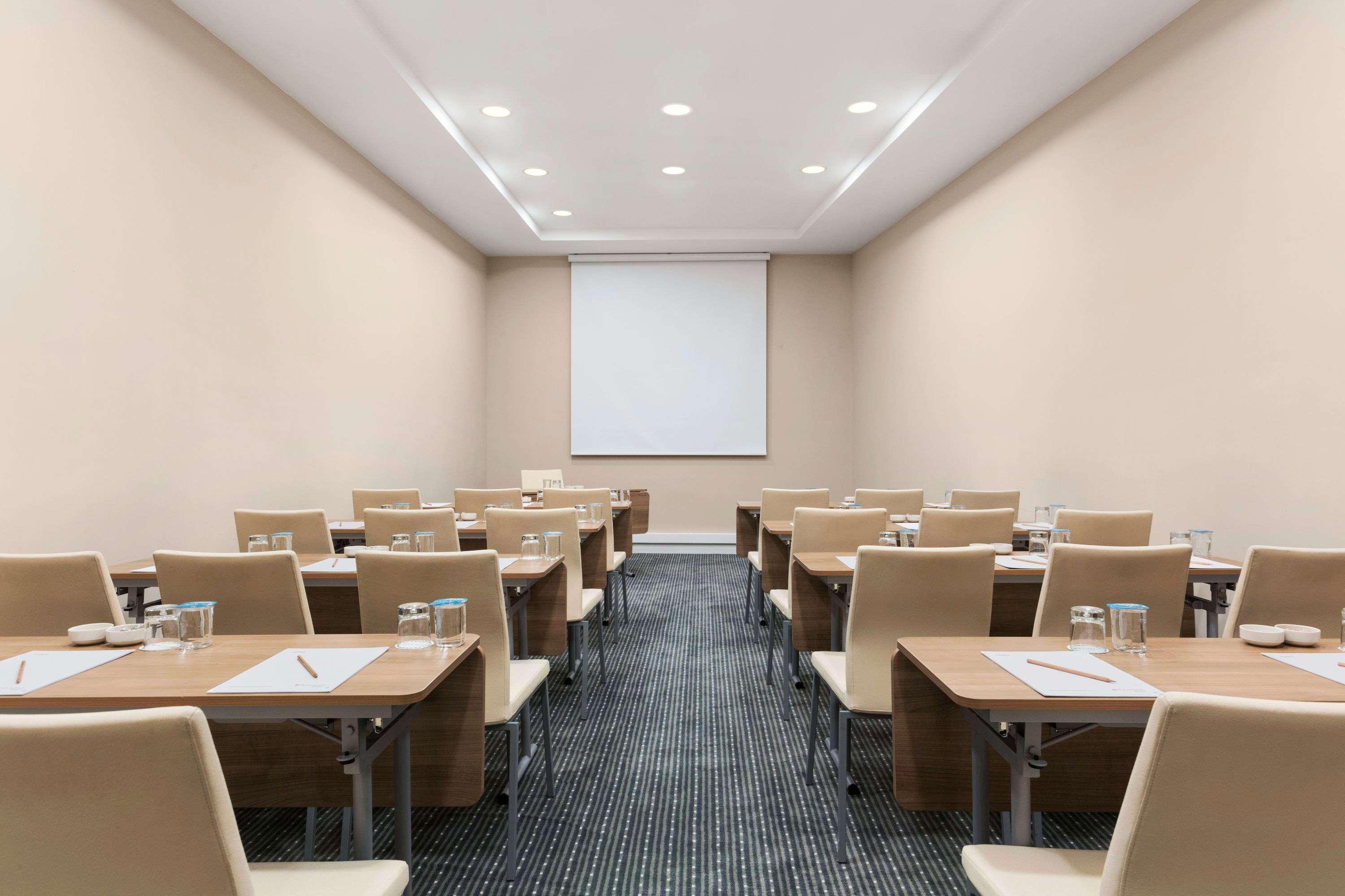 Ramada Encore Istanbul Kartal Екстер'єр фото