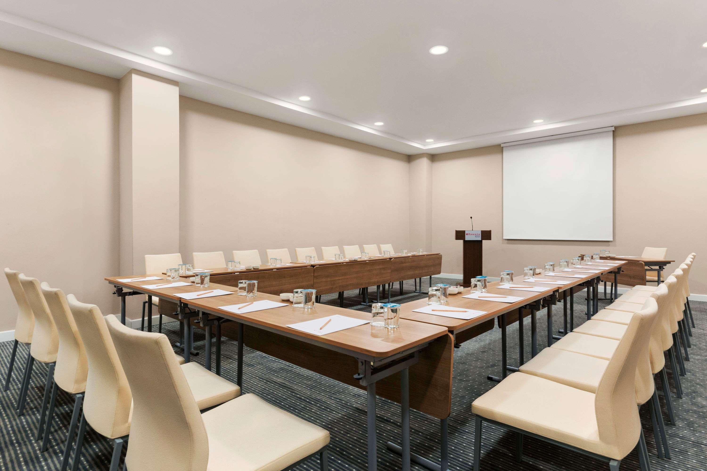 Ramada Encore Istanbul Kartal Екстер'єр фото