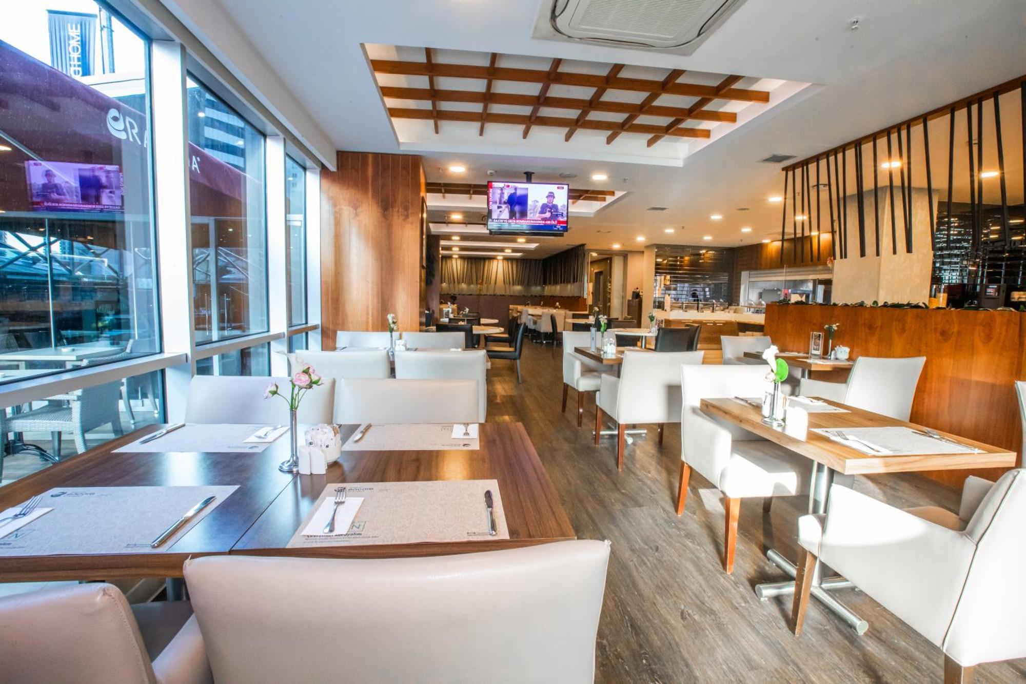 Ramada Encore Istanbul Kartal Екстер'єр фото