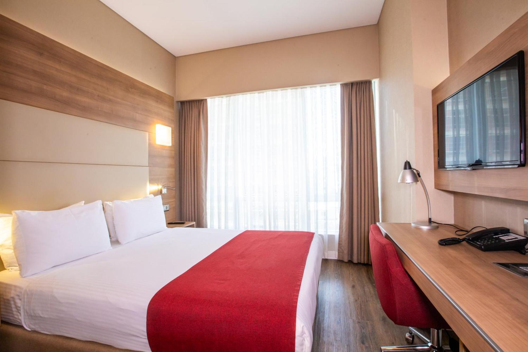 Ramada Encore Istanbul Kartal Екстер'єр фото
