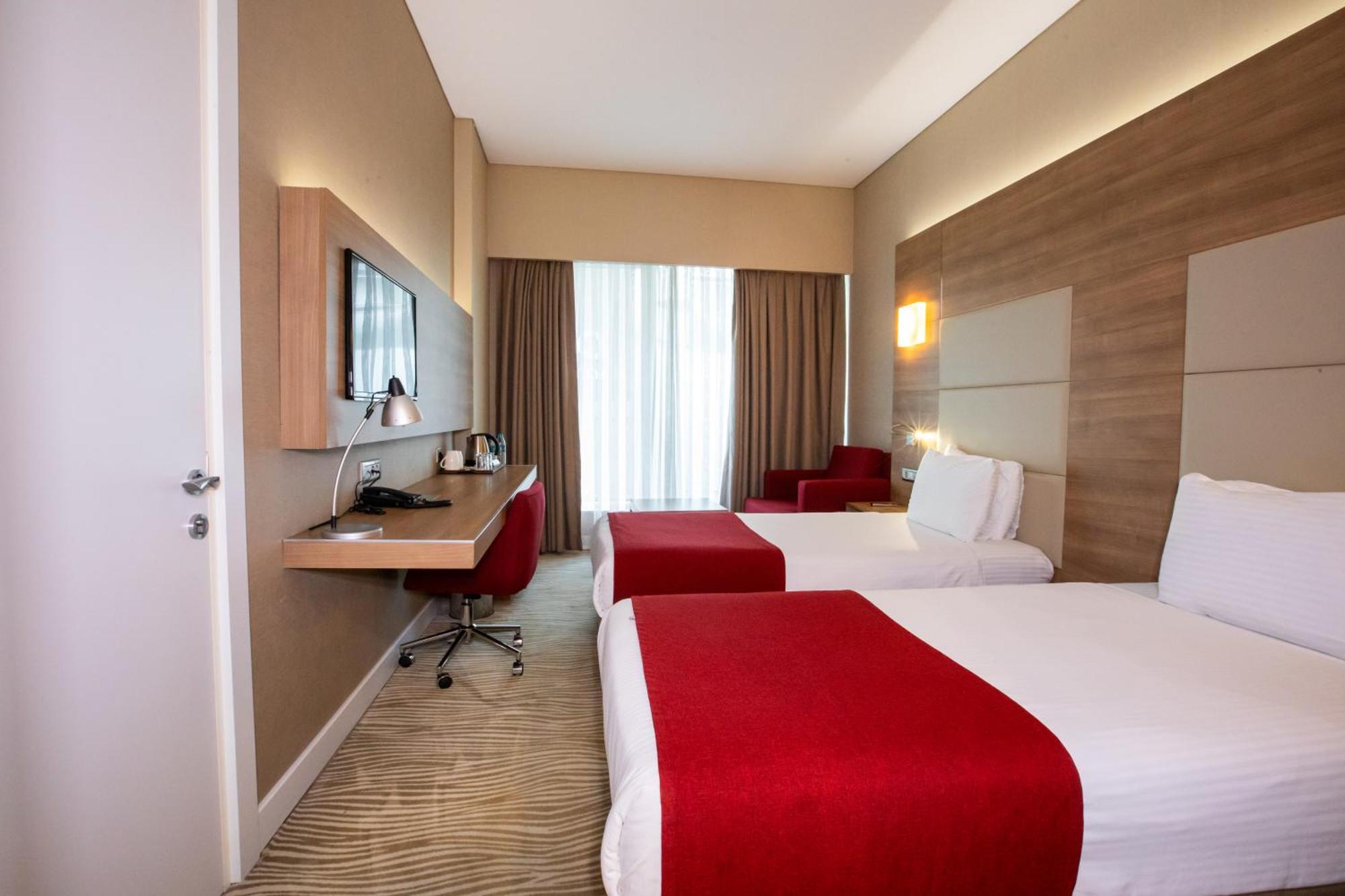 Ramada Encore Istanbul Kartal Екстер'єр фото