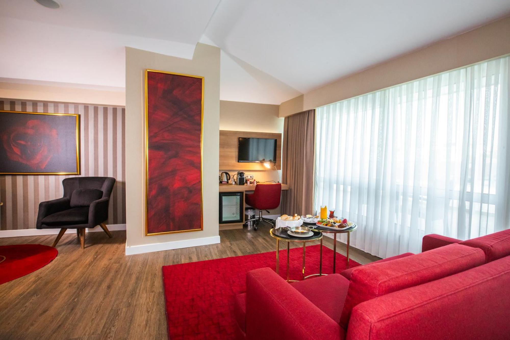 Ramada Encore Istanbul Kartal Екстер'єр фото