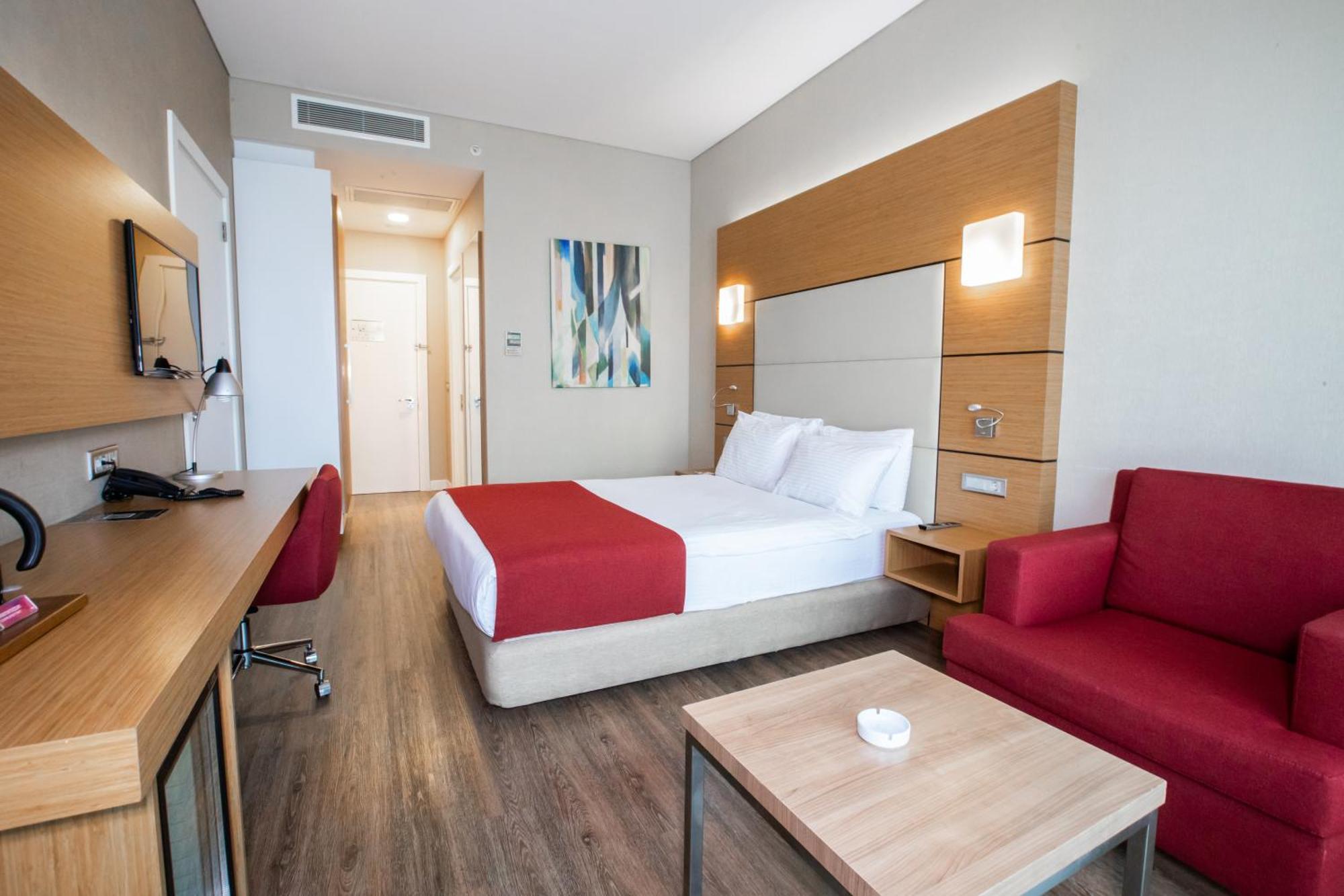 Ramada Encore Istanbul Kartal Екстер'єр фото
