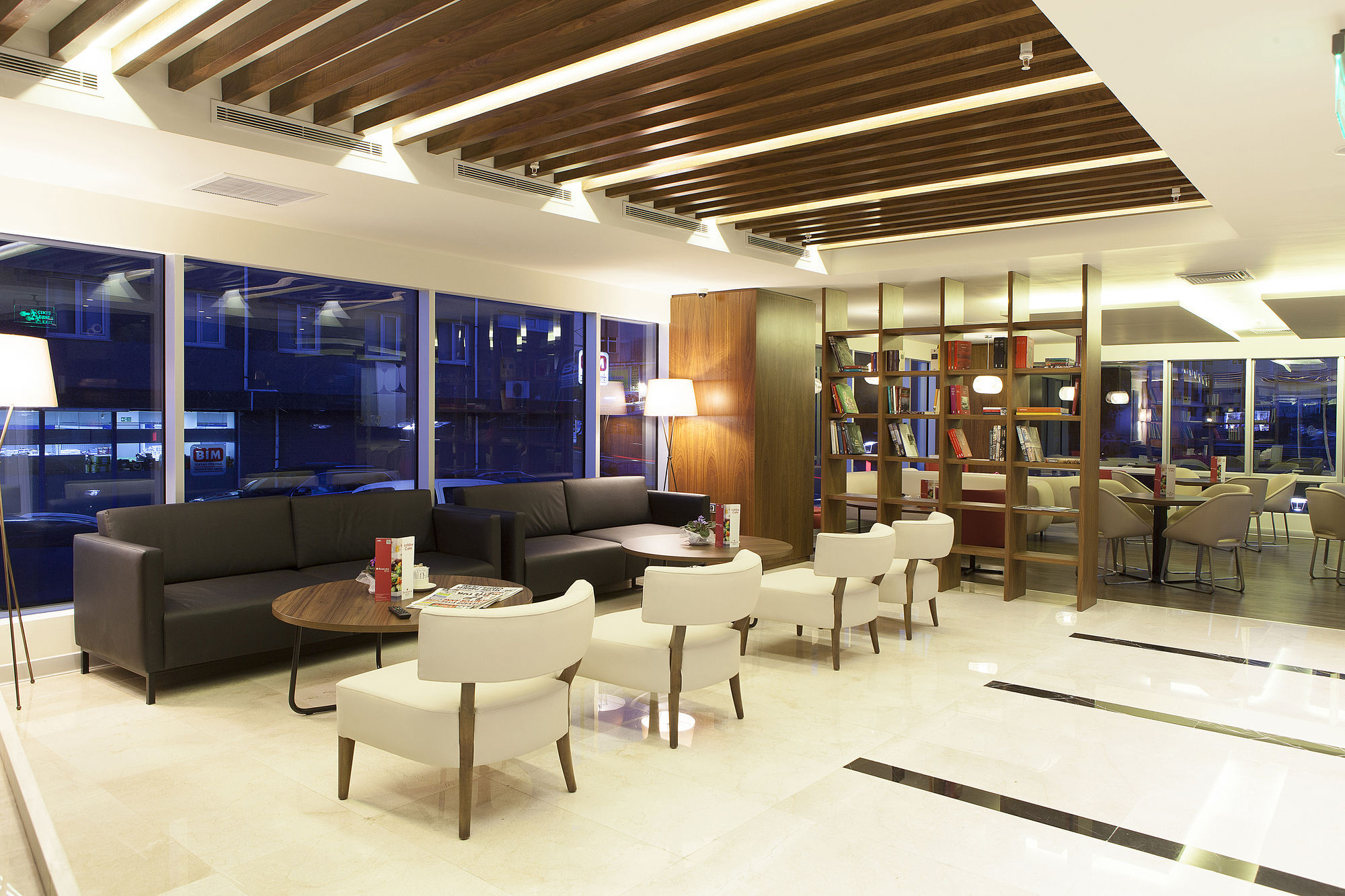 Ramada Encore Istanbul Kartal Екстер'єр фото
